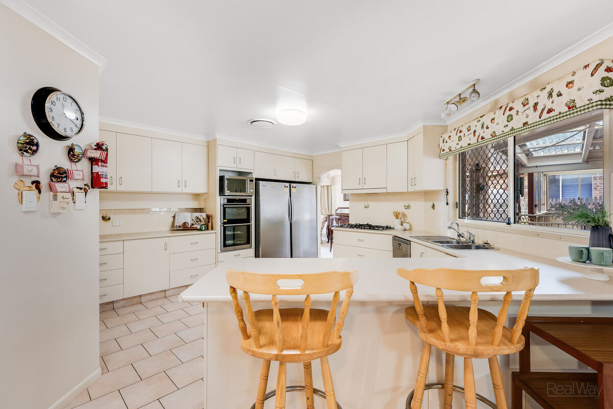 10 Spring Garden Court, Middle Ridge QLD 4350, Middle Ridge - Thumbnail 3