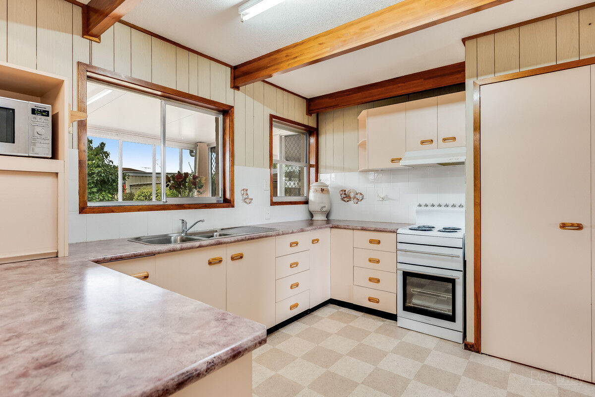 61 Cortess Street, Harristown QLD 4350, Harristown - Thumbnail 7