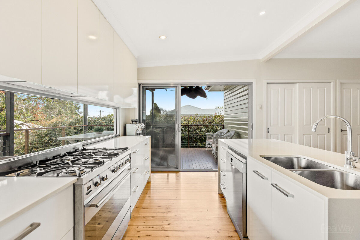 22 Moloney Street, North Toowoomba QLD 4350, North Toowoomba - Thumbnail 6