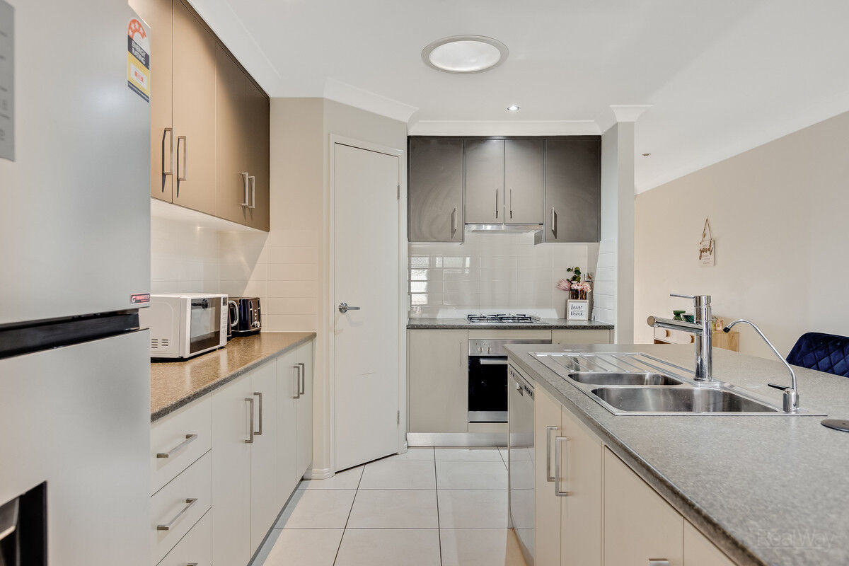 2 / 16 Tempest Drive, Glenvale QLD 4350, Glenvale - Thumbnail 3