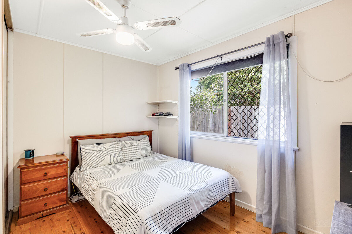 24 McNamara Street, Centenary Heights QLD 4350, Centenary Heights - Thumbnail 6