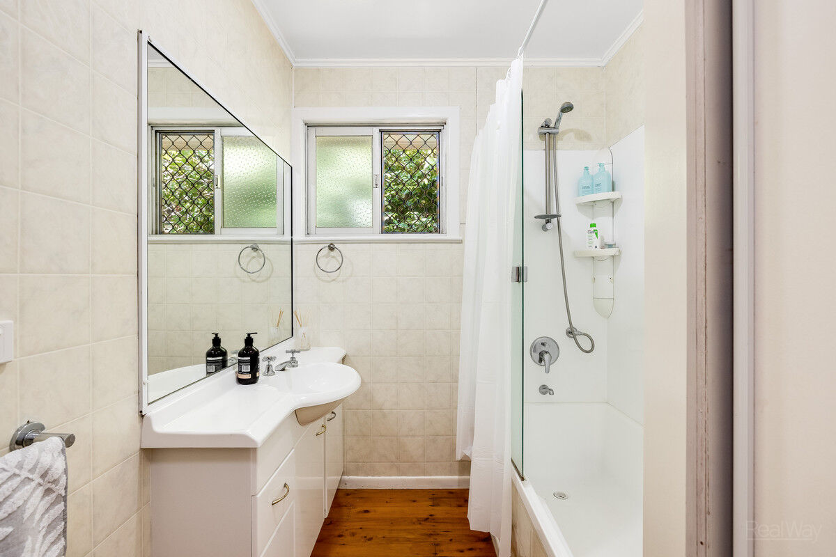 24 McNamara Street, Centenary Heights QLD 4350, Centenary Heights - Thumbnail 5