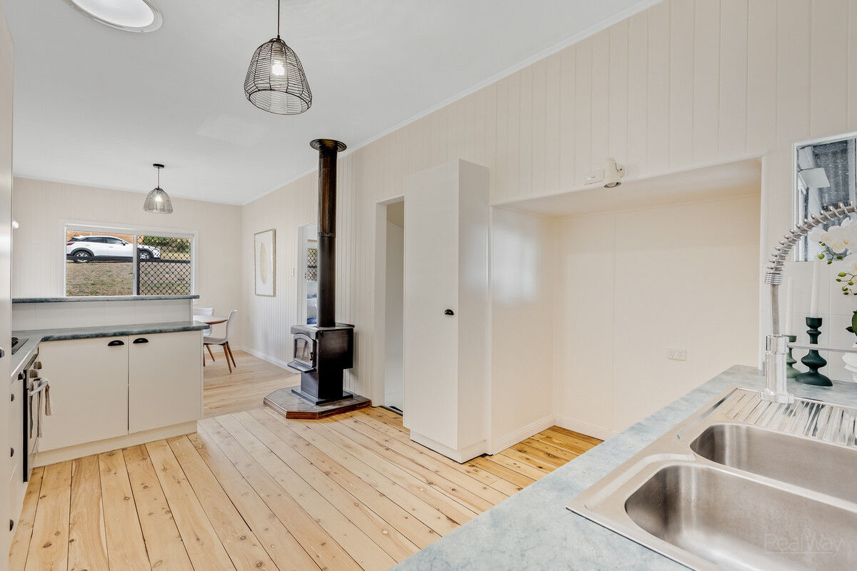 68 North Street, Mount Lofty QLD 4350, Mount Lofty - Thumbnail 8