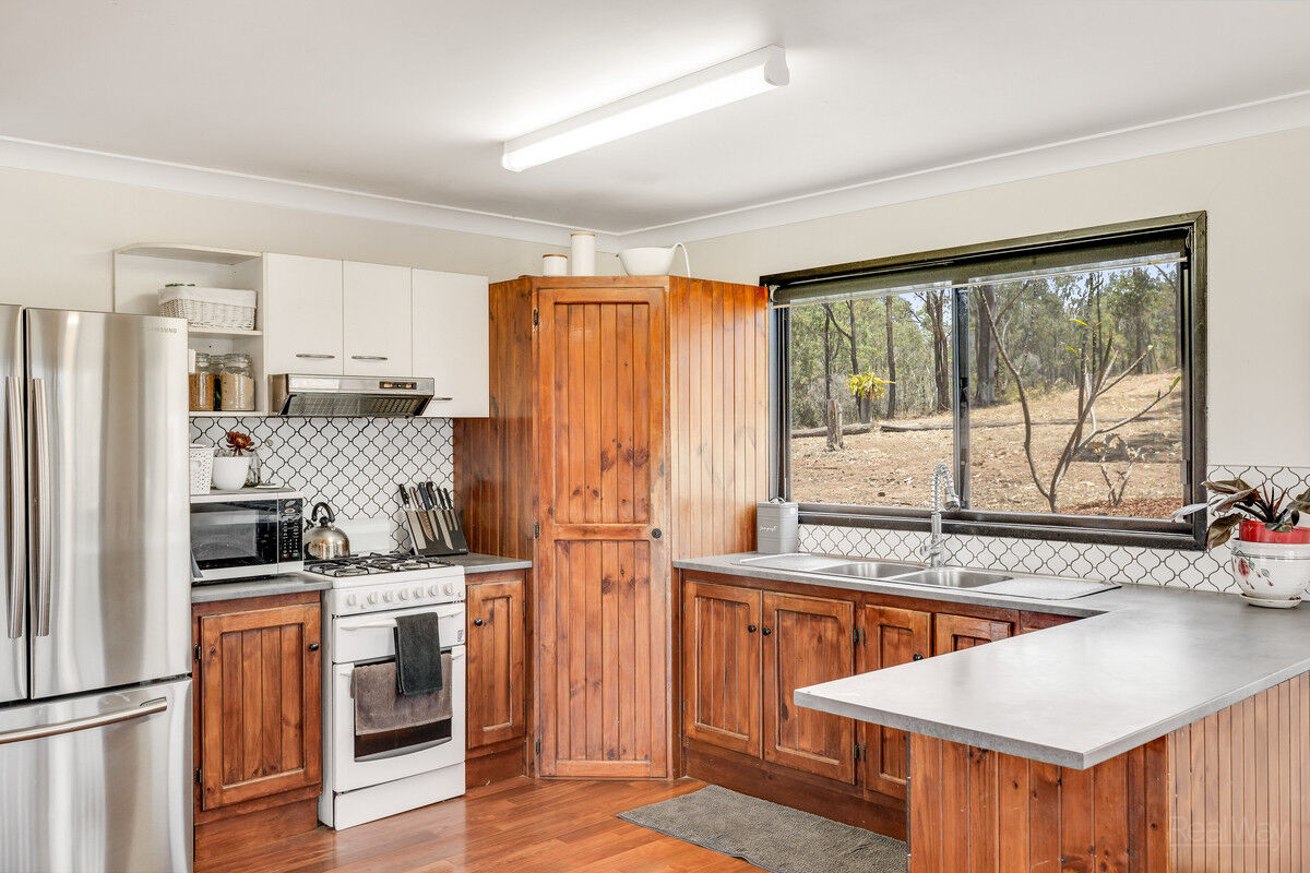 83 Amos Road, Withcott QLD 4352, Withcott - Thumbnail 4