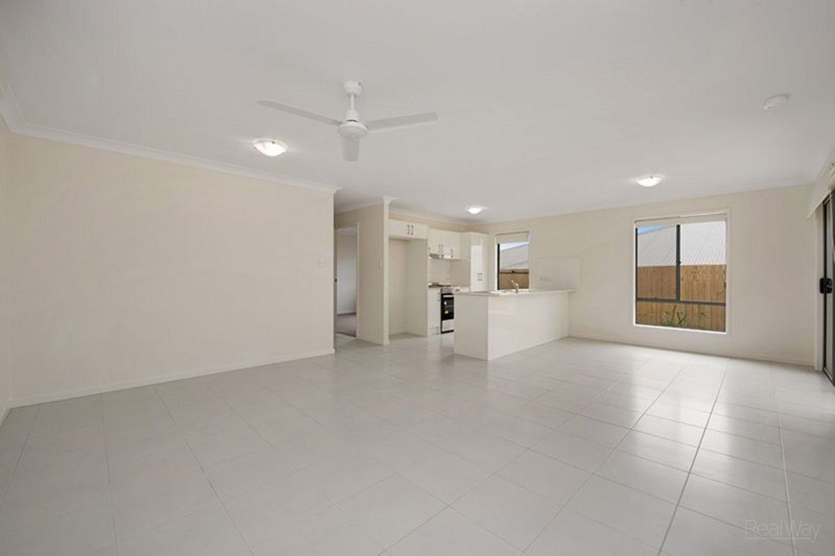 1 & 2 / 19 Cardamon Crescent, Glenvale QLD 4350, Glenvale - Thumbnail 2