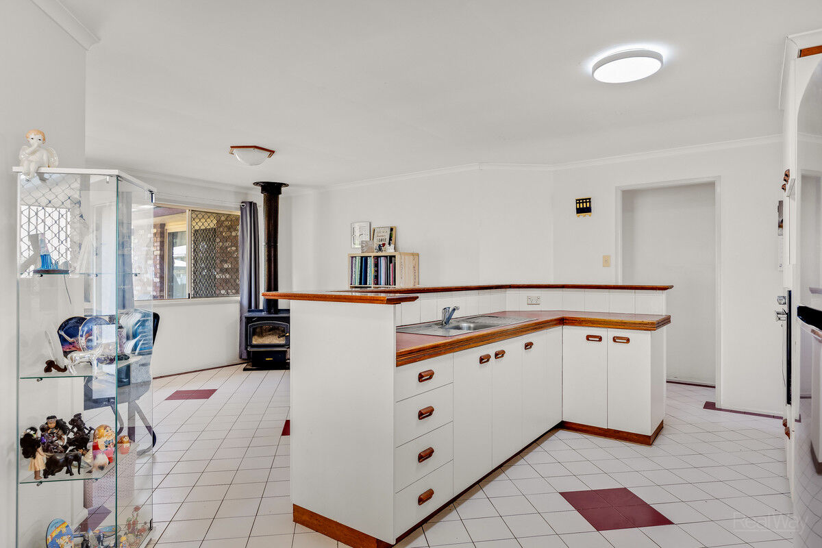 18 Cressbrook Court, Newtown QLD 4350, Newtown - Thumbnail 5