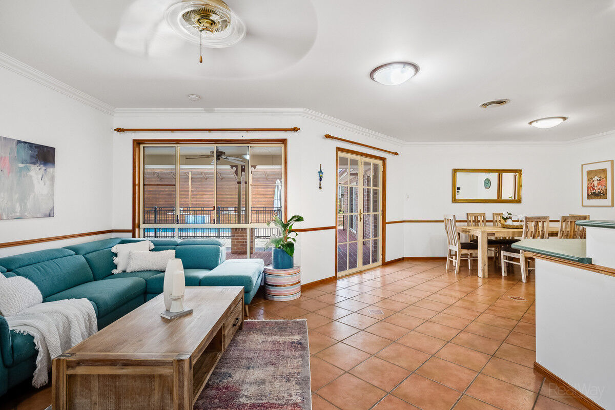 2 Howard Street, Middle Ridge QLD 4350, Middle Ridge - Thumbnail 6