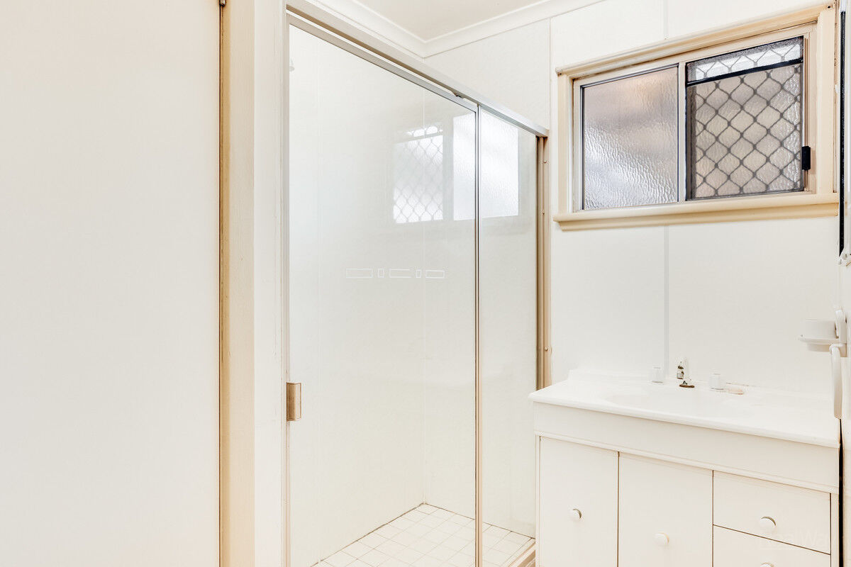 15 Kettle Street, Rockville QLD 4350, Rockville - Thumbnail 7