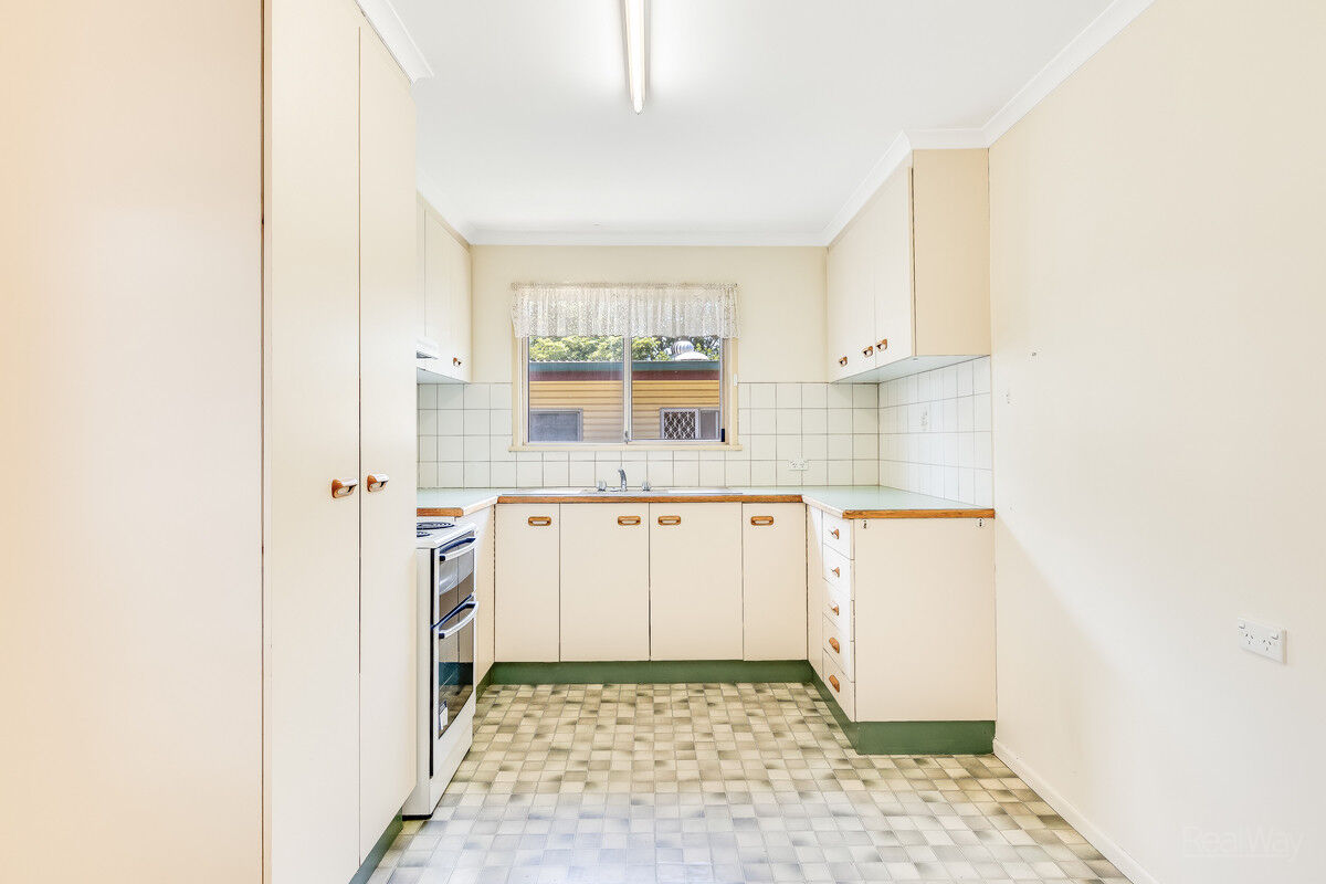 15 Kettle Street, Rockville QLD 4350, Rockville - Thumbnail 3