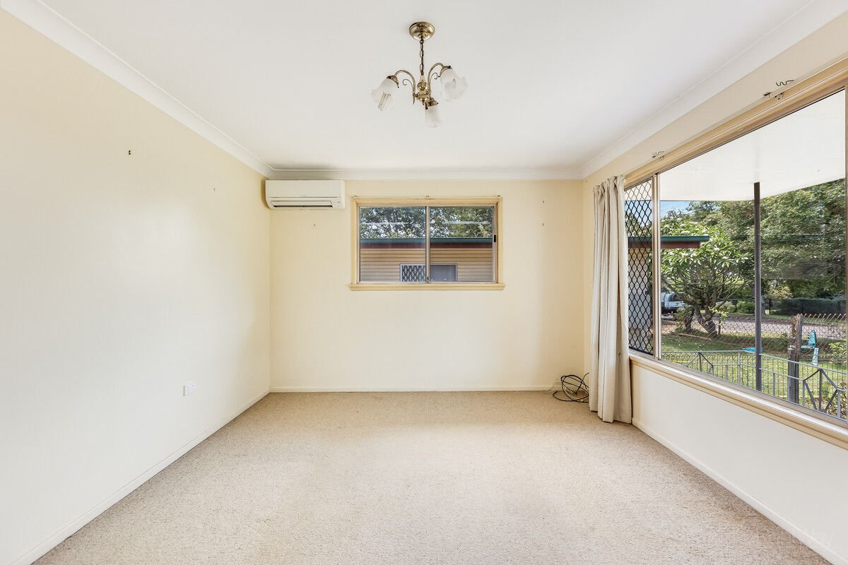 15 Kettle Street, Rockville QLD 4350, Rockville - Thumbnail 2