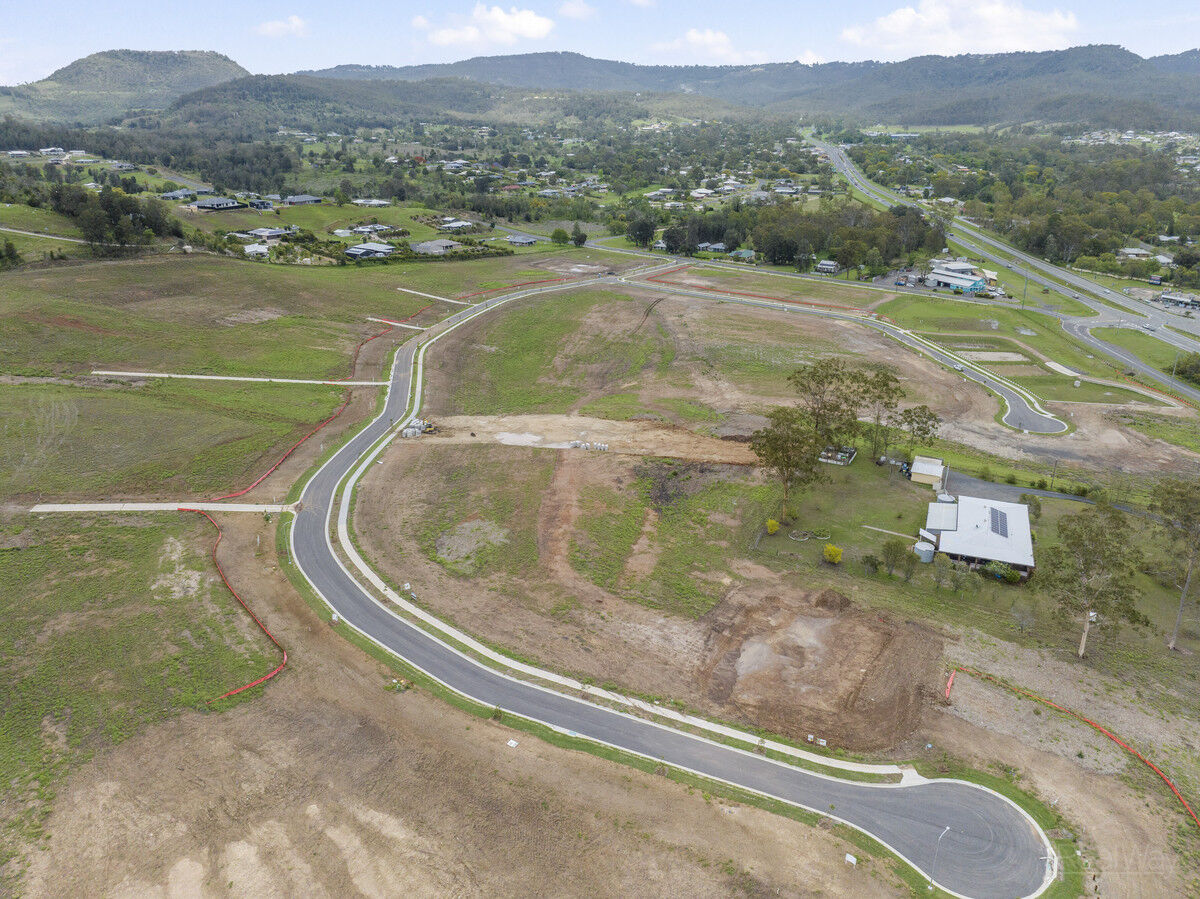 18 Monarch Place, Withcott QLD 4352, Withcott - Thumbnail 6