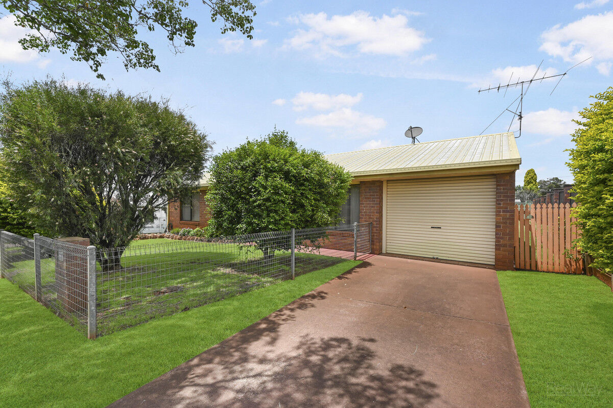 406 Stenner Street, Kearneys Spring QLD 4350, Kearneys Spring - Thumbnail 2