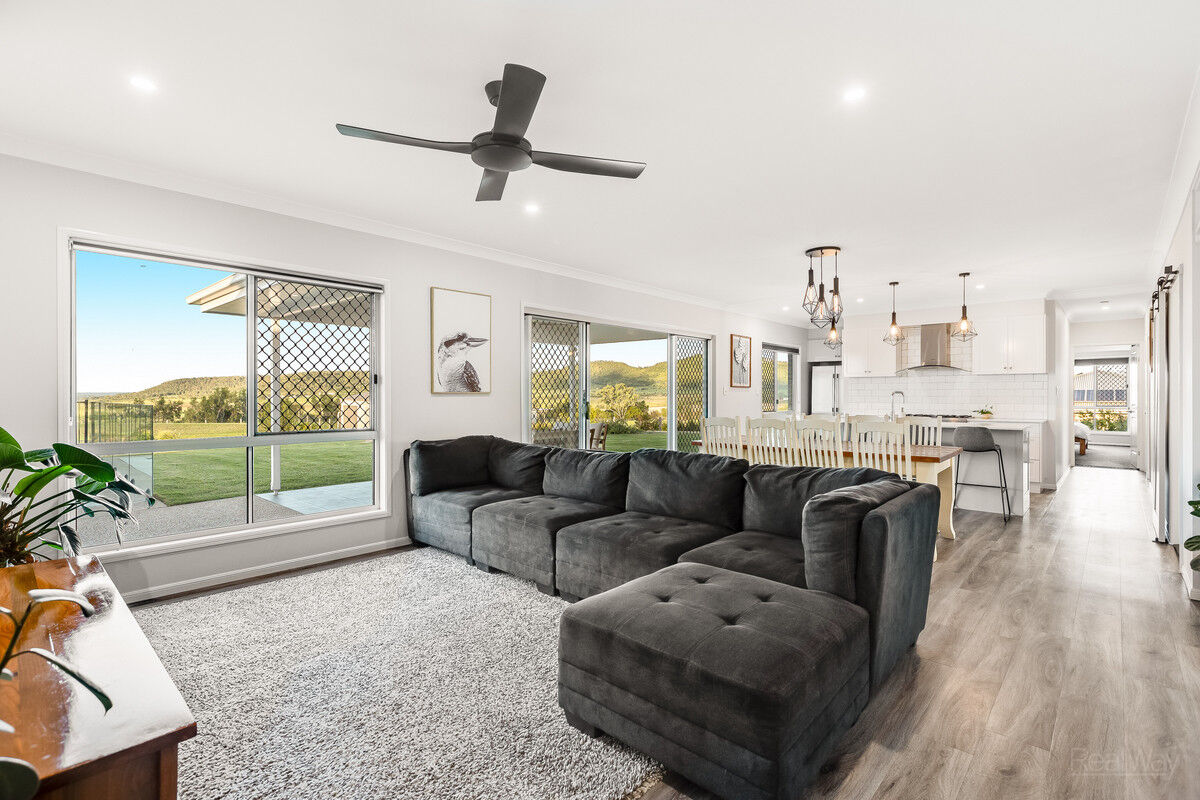 49 Southern Cross Drive, Kingsthorpe QLD 4400, Kingsthorpe - Thumbnail 4
