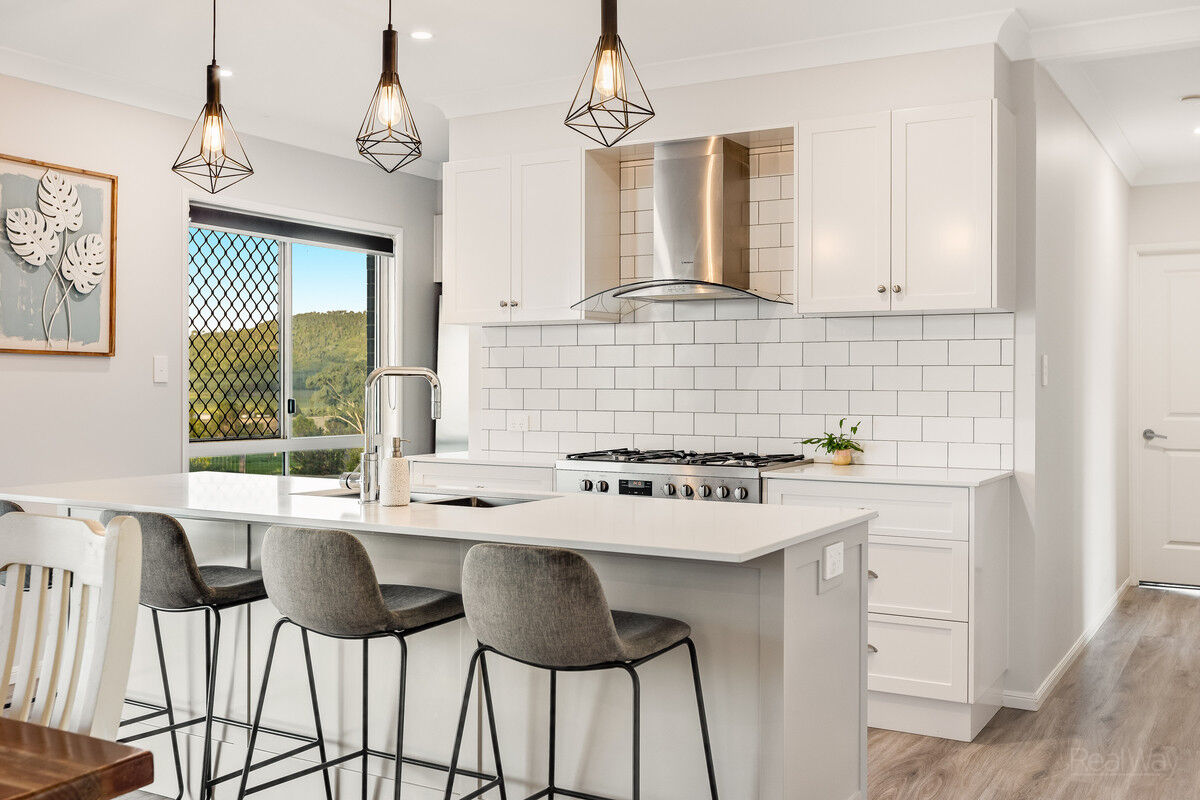 49 Southern Cross Drive, Kingsthorpe QLD 4400, Kingsthorpe - Thumbnail 2