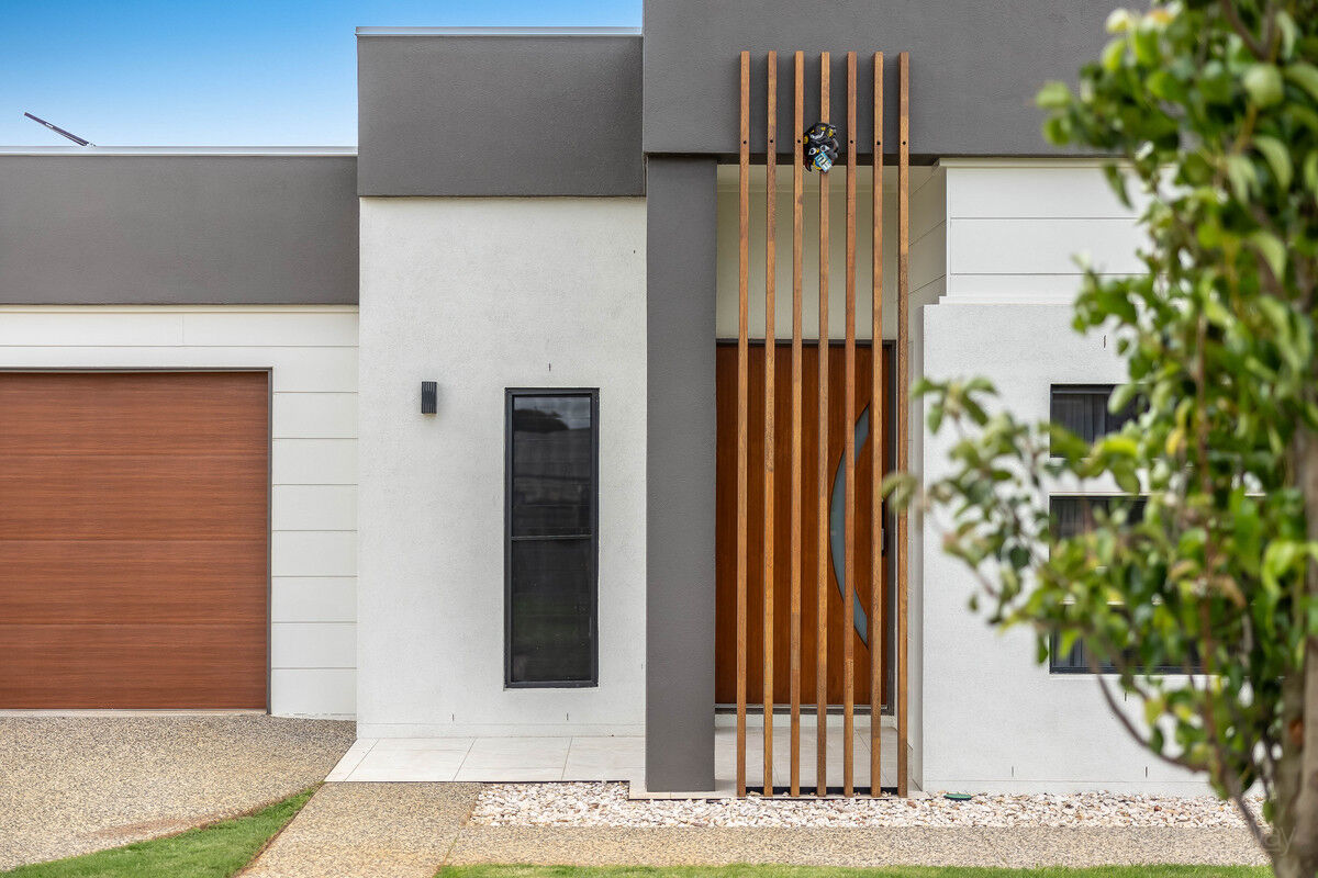 23 Alexander Avenue, Highfields QLD 4352, Highfields - Thumbnail 2