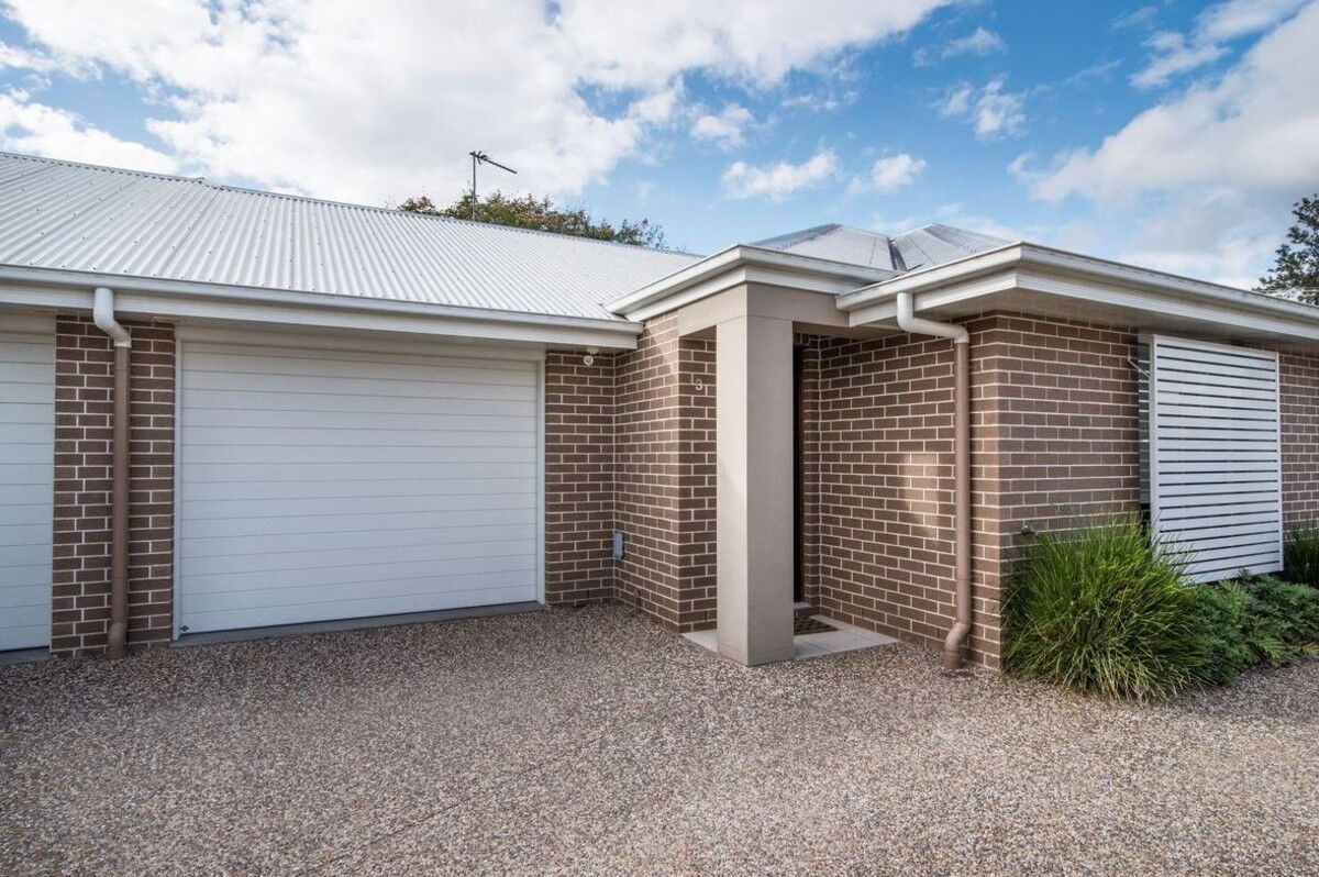 Desirable North Toowoomba Unit in Central Location! - RealWay Toowoomba