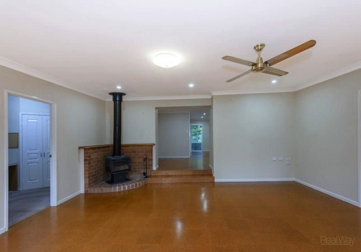 10 Shennan Street, Harristown QLD 4350, Harristown - Thumbnail 4