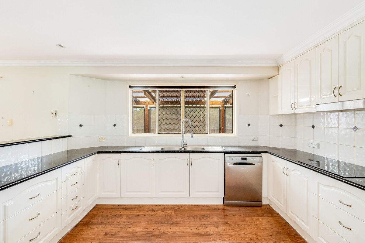 1 Andersson Court, Highfields QLD 4352, Highfields - Thumbnail 6