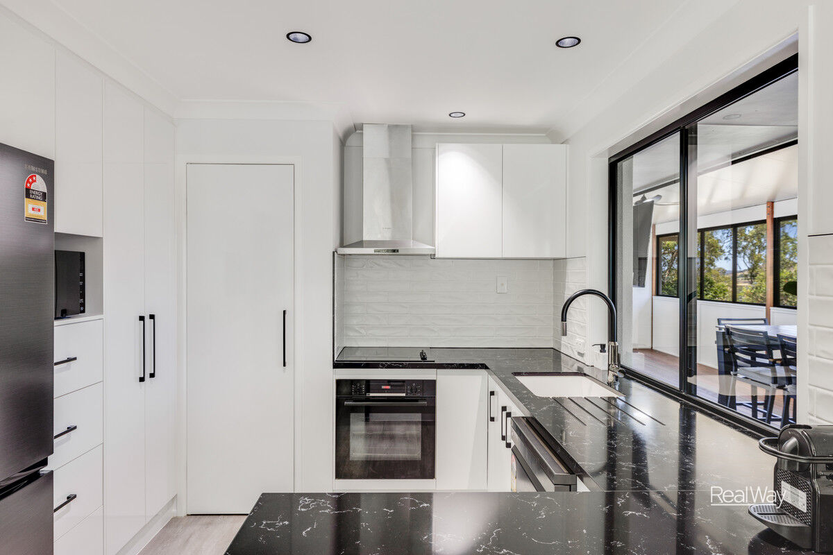 15 Hillview Court, Top Camp QLD 4350, Top Camp - Thumbnail 6