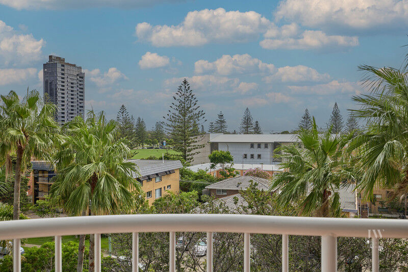 1052 / 2633 Gold Coast Highway, Broadbeach Qld 4218
