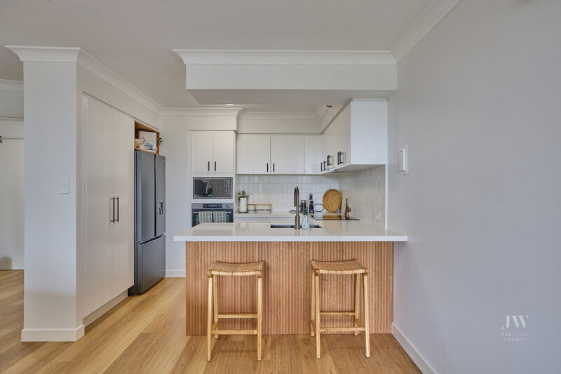 1052 / 2633 Gold Coast Highway, Broadbeach Qld 4218