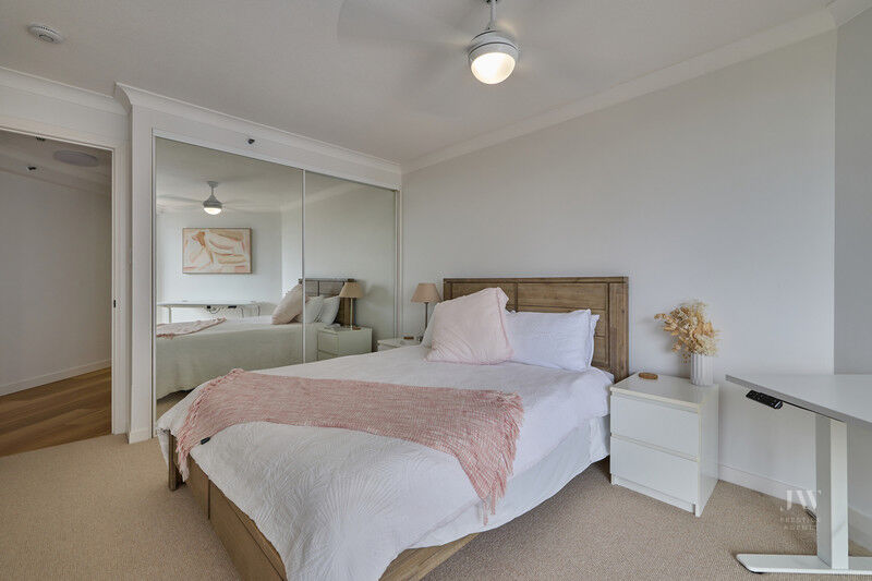 1052 / 2633 Gold Coast Highway, Broadbeach Qld 4218