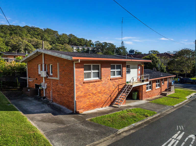 30 George Street East, Burleigh Heads Qld 4220