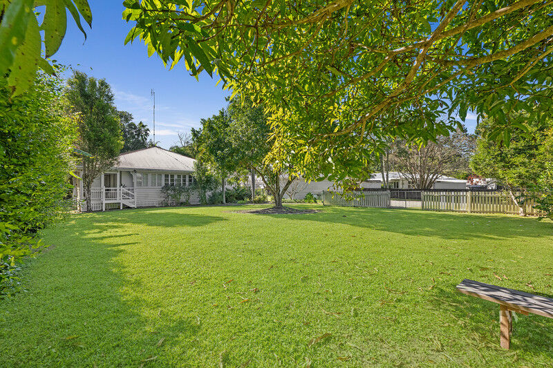 724 Currumbin Creek Road, Currumbin Valley Qld 4223