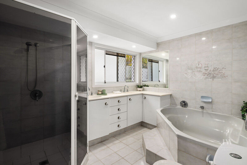 46 Tullamarine Drive, Robina Qld 4226