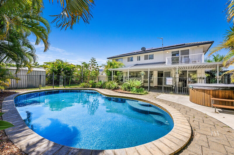 45 Monterey Keys Drive, Helensvale Qld 4212