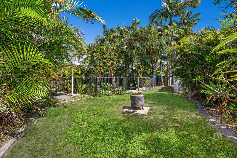 45 Monterey Keys Drive, Helensvale Qld 4212