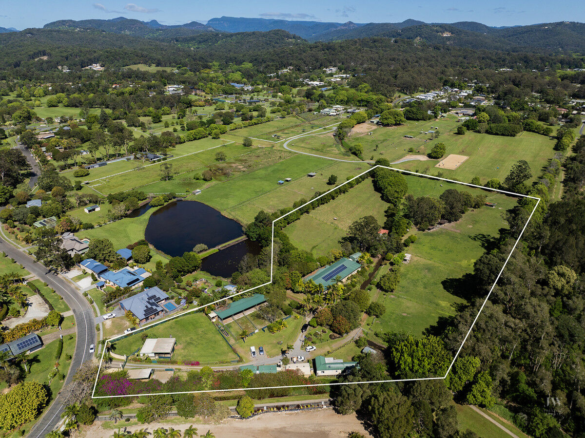 86 Valley Drive, Tallebudgera Qld 4228