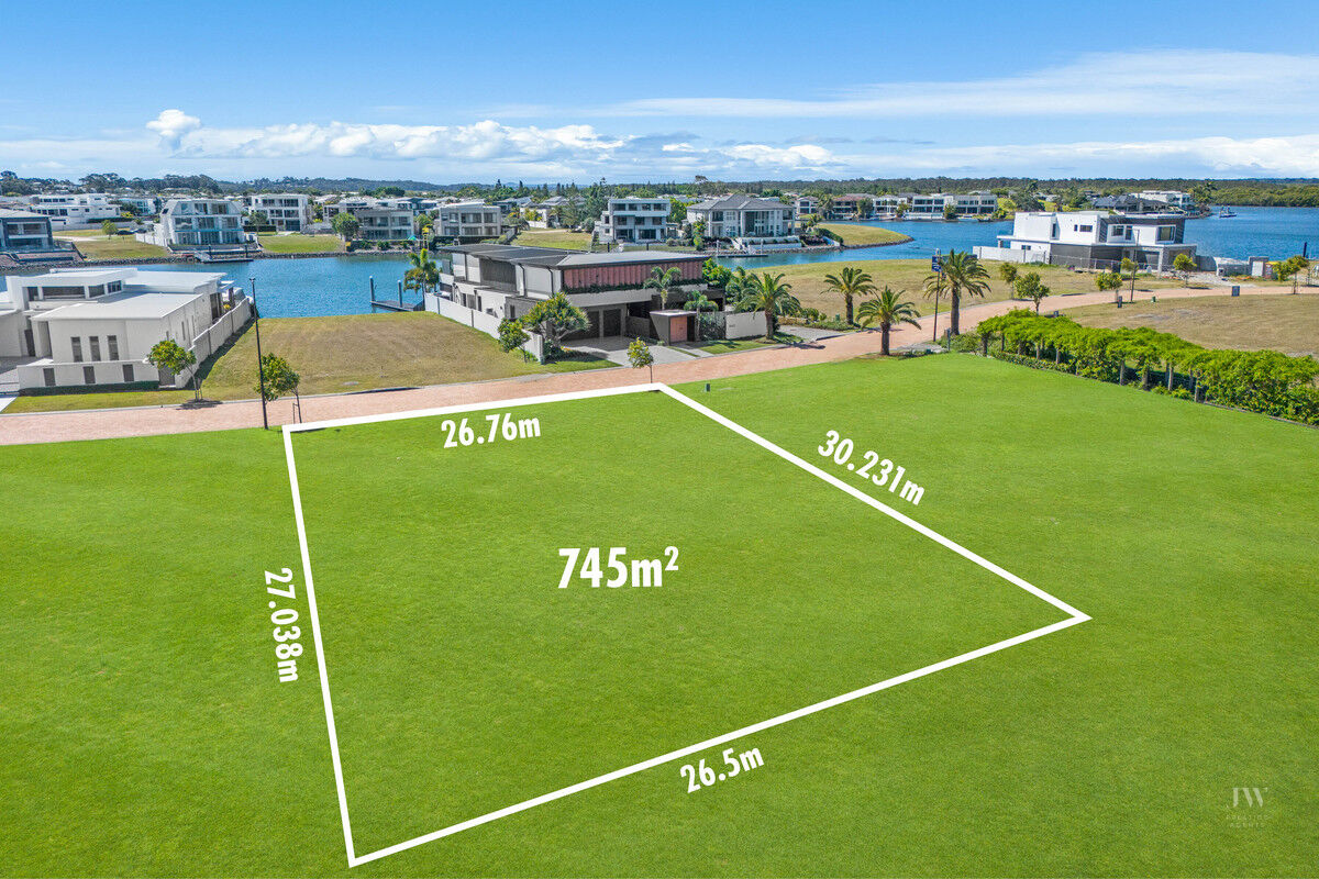 8855 The Point Circuit, Hope Island Qld 4212