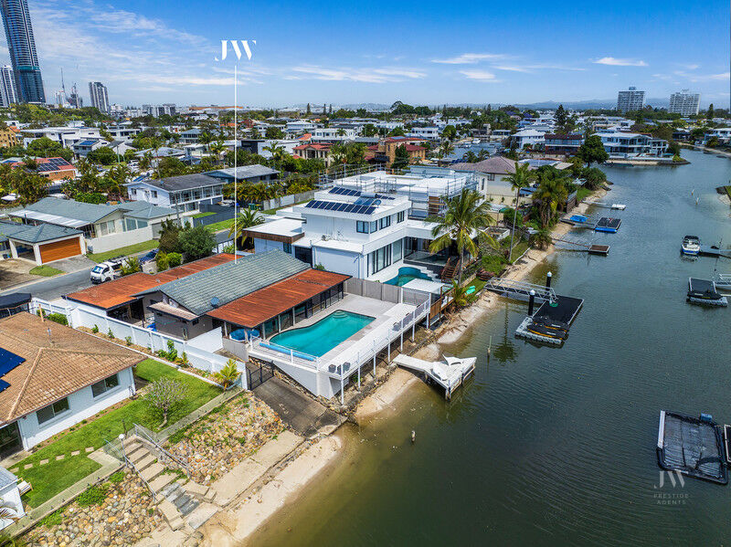 11 Sarasota Key, Broadbeach Waters Qld 4218