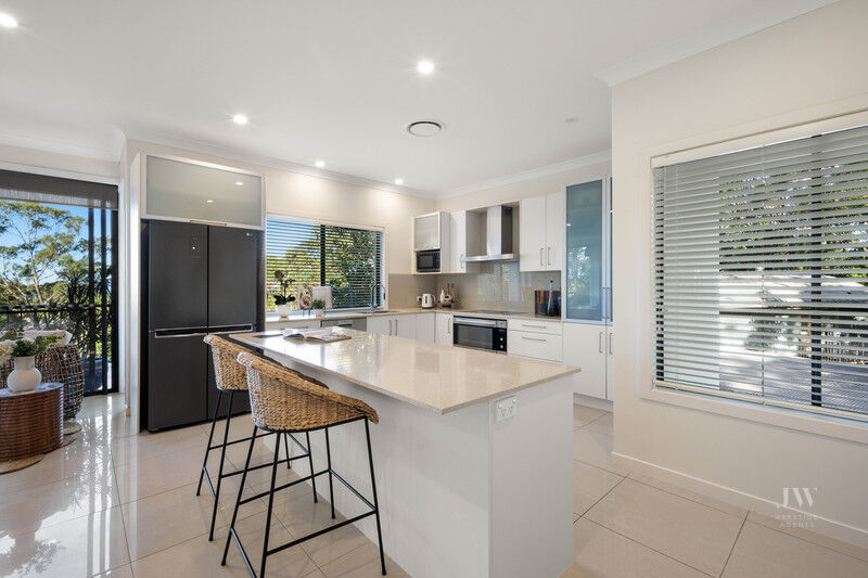 1 Sanctuary Crest Drive, Currumbin Qld 4223