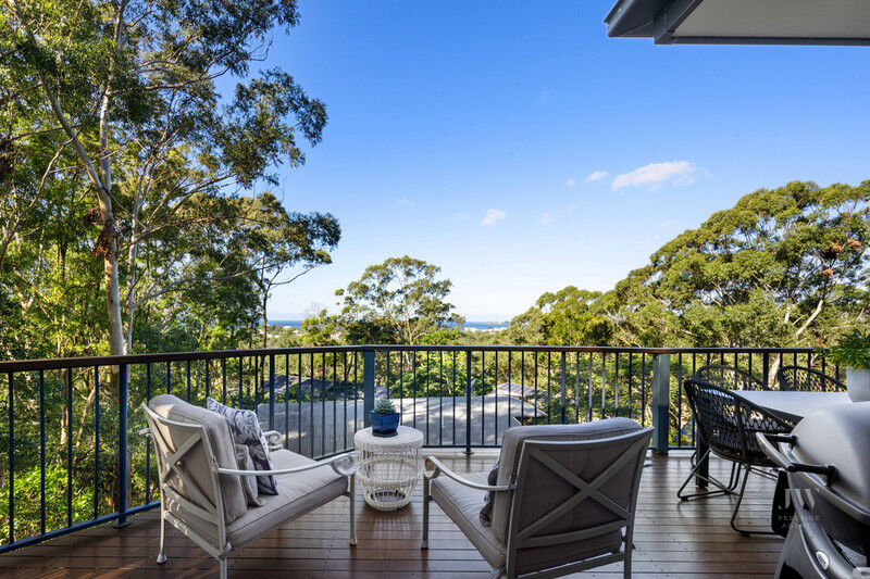 1 Sanctuary Crest Drive, Currumbin Qld 4223