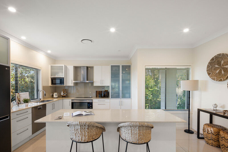 1 Sanctuary Crest Drive, Currumbin Qld 4223