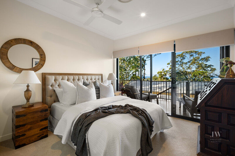 1 Sanctuary Crest Drive, Currumbin Qld 4223