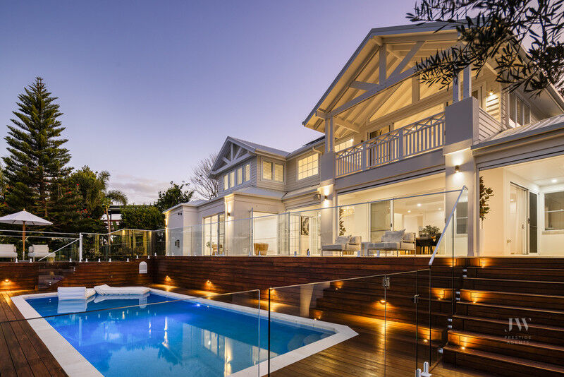 33 Verdichio Avenue, Mermaid Waters Qld 4218