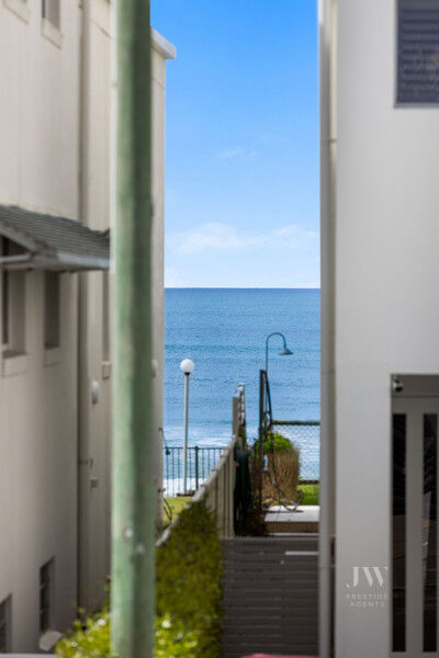 2 / 160 Jefferson Lane, Palm Beach Qld 4221