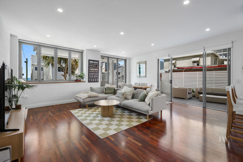 2 / 160 Jefferson Lane, Palm Beach Qld 4221