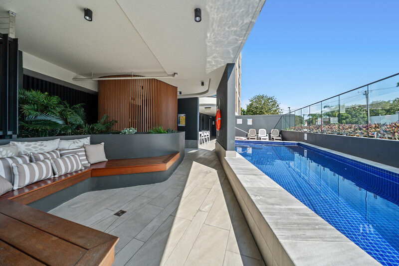 307 / 110-112 Frank Street, Labrador Qld 4215