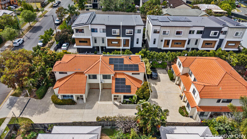 2 / 80 Pohlman Street, Southport Qld 4215