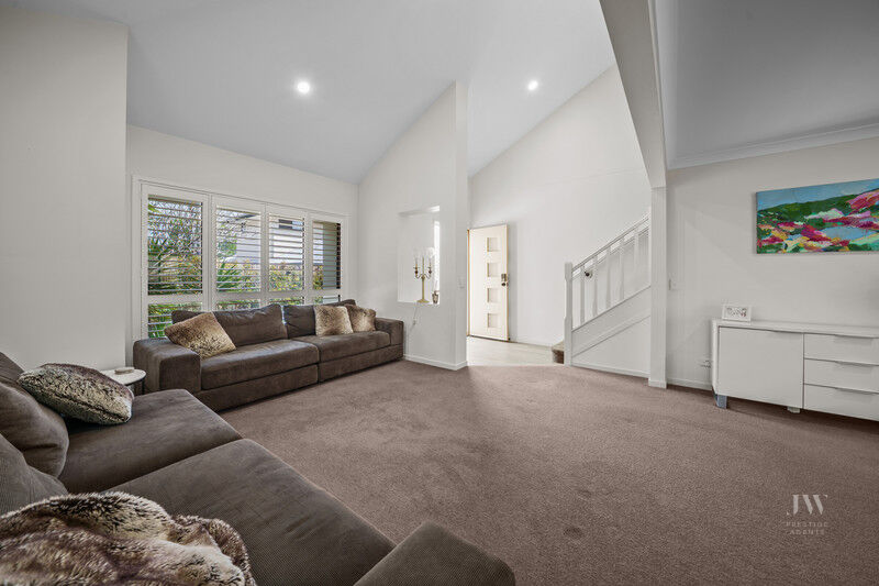 2 / 80 Pohlman Street, Southport Qld 4215