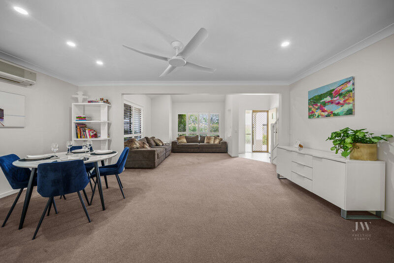 2 / 80 Pohlman Street, Southport Qld 4215