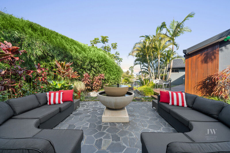 728 Nerang-broadbeach Road & 6 Reid Court, Carrara Qld 4211