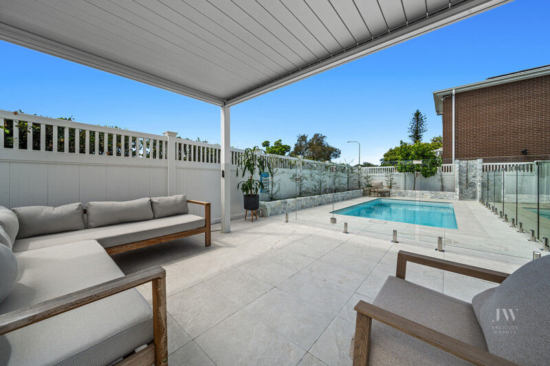 2 Pedder Place, Coombabah Qld 4216