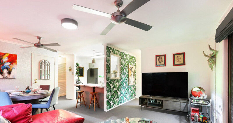 1 / 1a Brookside Road, Labrador Qld 4215