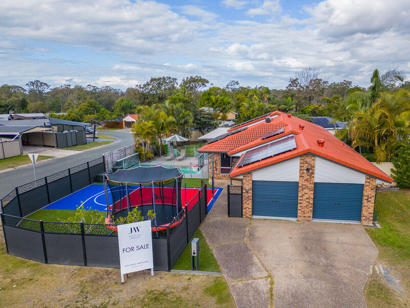 92 Parkes Drive, Helensvale Qld 4212