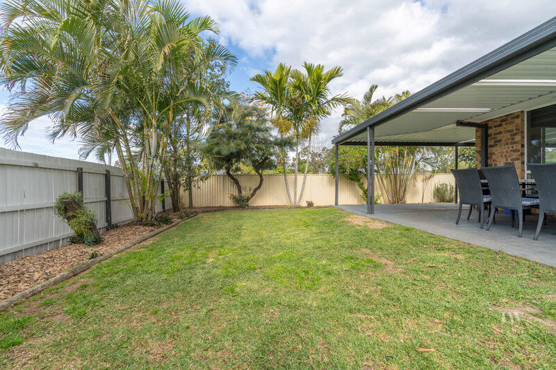 92 Parkes Drive, Helensvale Qld 4212